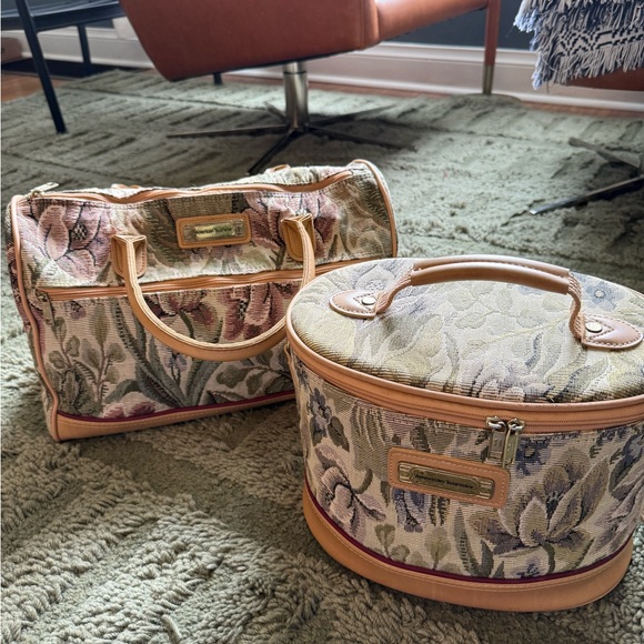 Vintage Floral Tapestry American Tourister Train Case & Duffel Bag Set - Picture 2 of 16